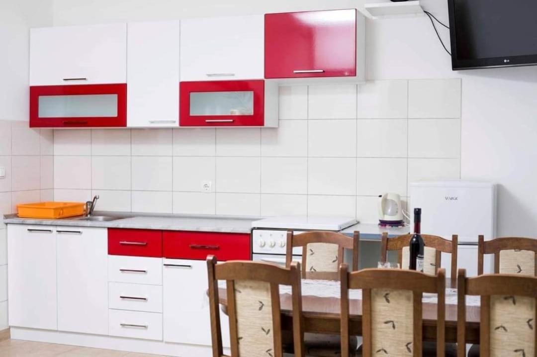 Apartmani Ivica Martic Duće 外观 照片