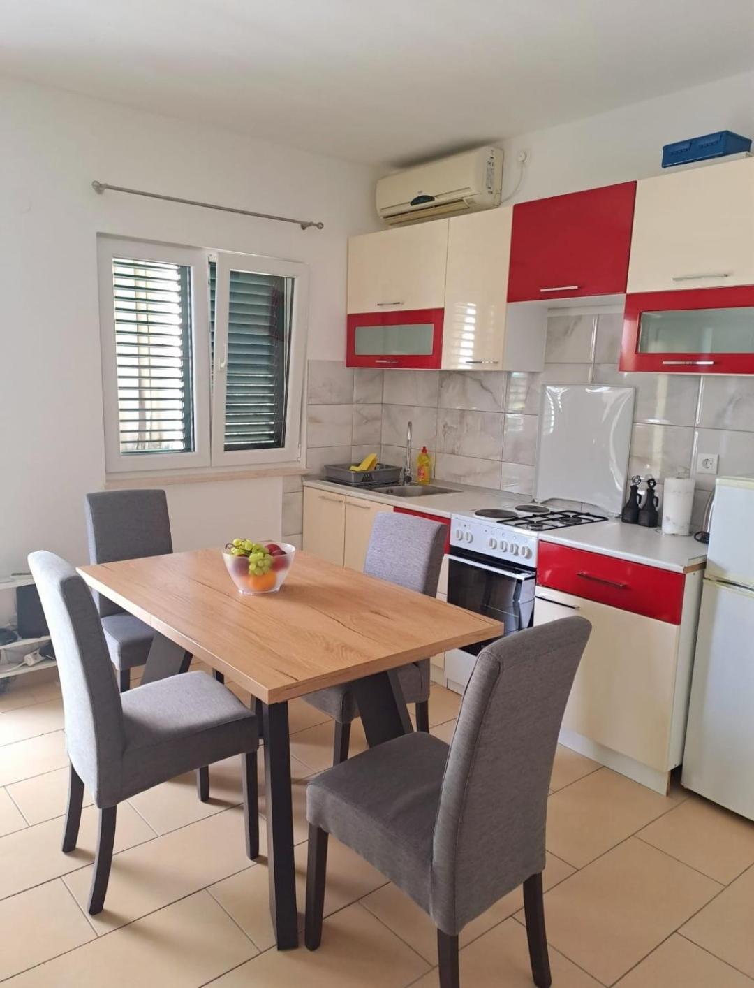 Apartmani Ivica Martic Duće 外观 照片